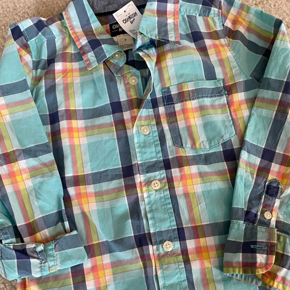 Boys NWT button up shirt - Picture 2 of 2